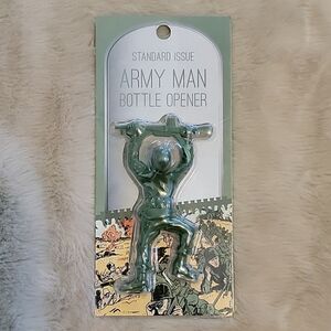 STANDARD ISSUE 3D ARMY MAN DIE-CAST METAL BOTTLE OPENER - NEW IN PACKAGE